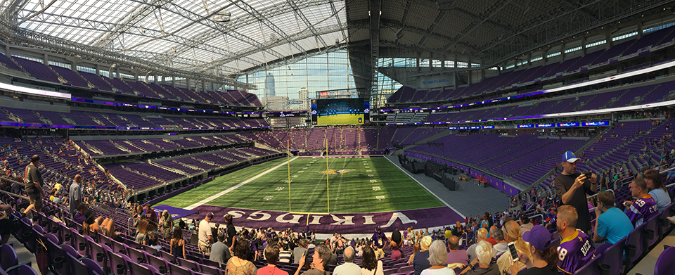 stadium_saturday_960